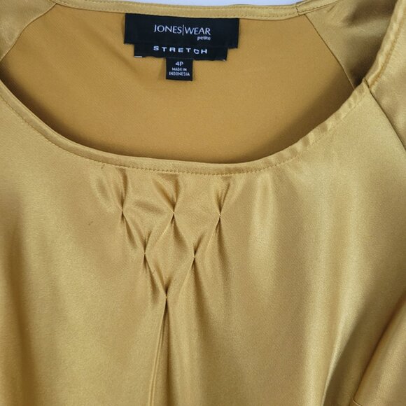 READY for Party: Two soft shiny tops - Picture 3 of 8